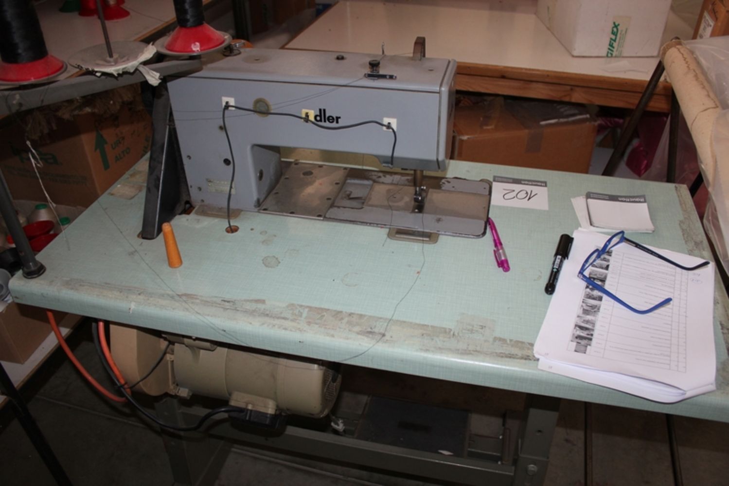 Lot Adler sewing machine
