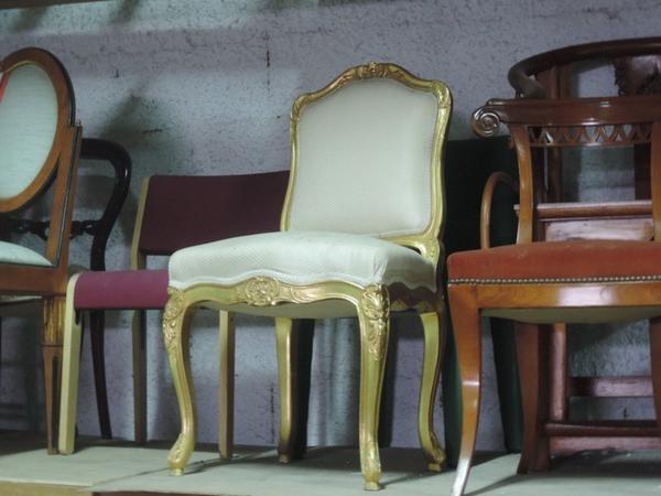 293#1317 Sedie laccate in oro tessuto bianco Luigi XV in vendita - foto 4