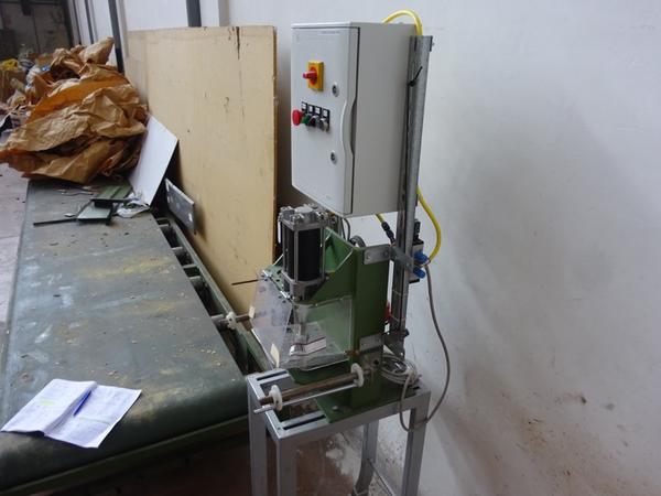24#14940 Foratrice con tensionatore in vendita - foto 1
