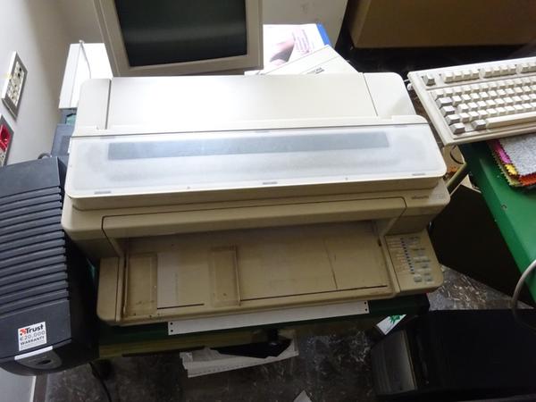 55#14940 Arredamento e attrezzatura da ufficio in vendita - foto 11