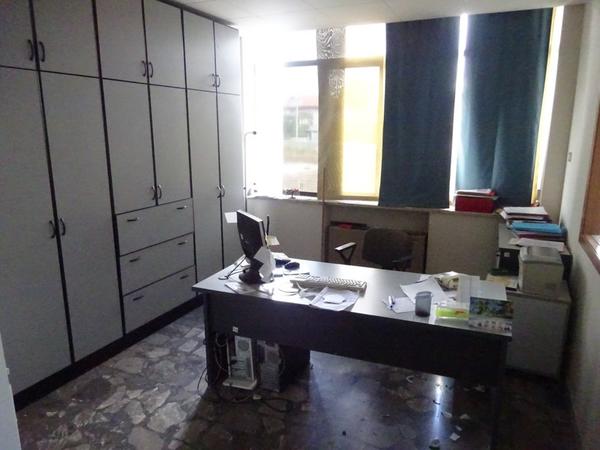 55#14940 Arredamento e attrezzatura da ufficio in vendita - foto 29