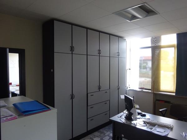 55#14940 Arredamento e attrezzatura da ufficio in vendita - foto 30