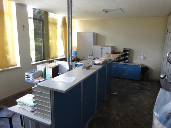 55#14940 Arredamento e attrezzatura da ufficio in vendita - foto 34