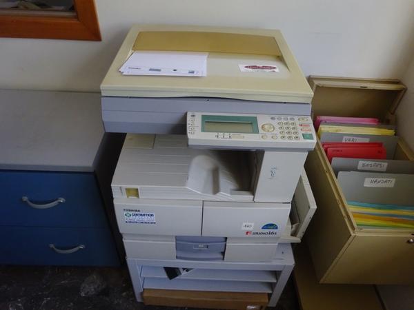 55#14940 Arredamento e attrezzatura da ufficio in vendita - foto 40