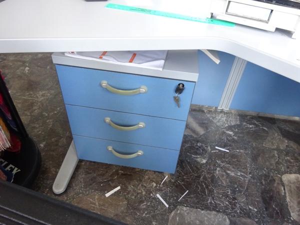 55#14940 Arredamento e attrezzatura da ufficio in vendita - foto 44