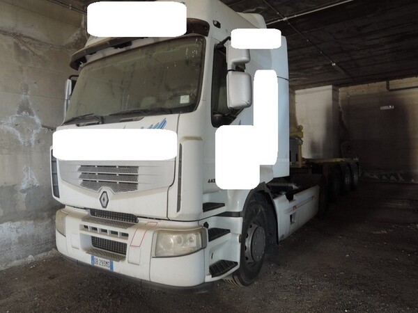 Autocarri in vendita