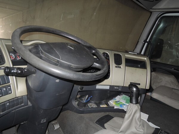 3#1531 Trattore stradale Renault in vendita - foto 14