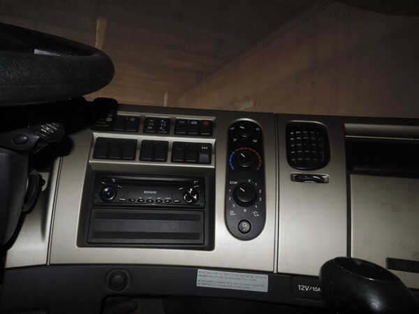 3#1531 Trattore stradale Renault in vendita - foto 16