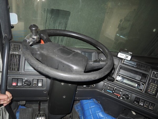 4#1531 Trattore stradale Volvo in vendita - foto 13