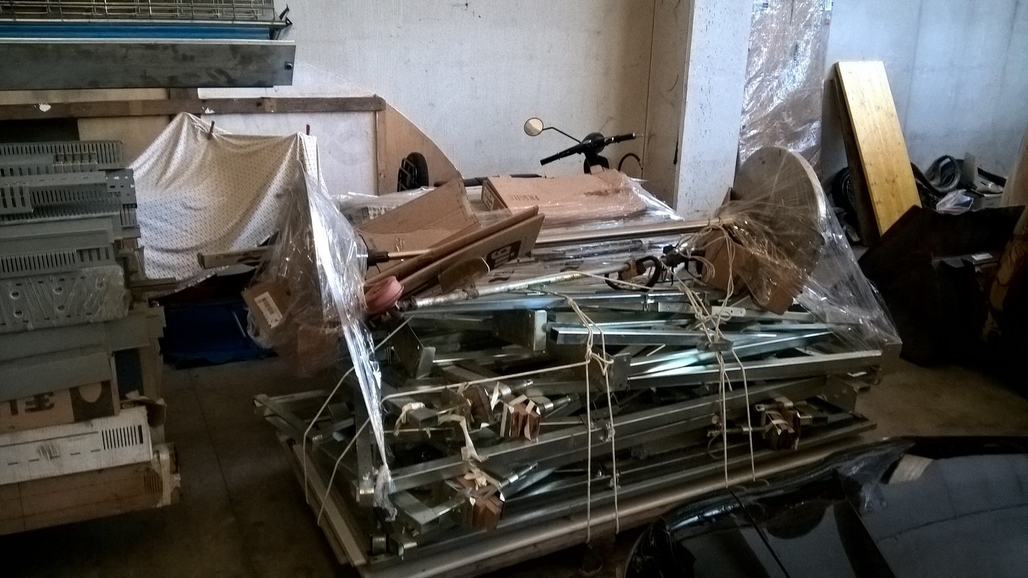 Lot Warehouse electrical equipment