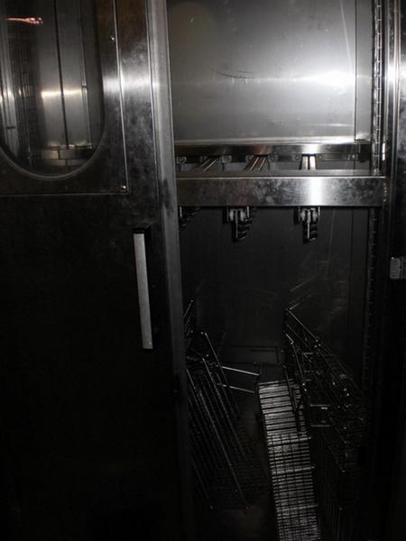 33#1618 Armadio sterilizzatore con tavolo a ribalta in vendita - foto 2