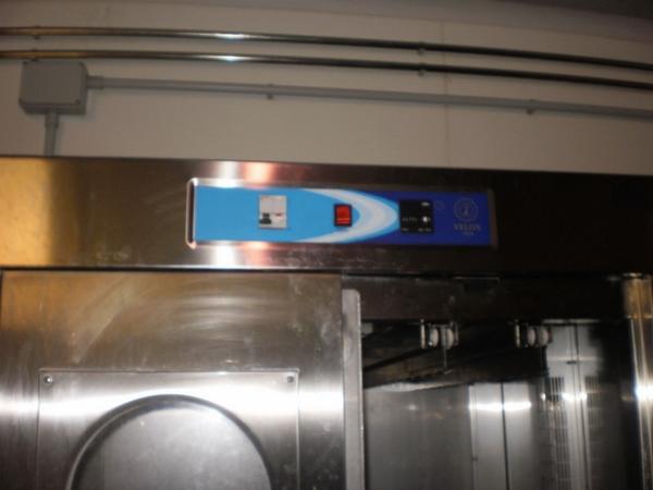 33#1618 Armadio sterilizzatore con tavolo a ribalta in vendita - foto 3