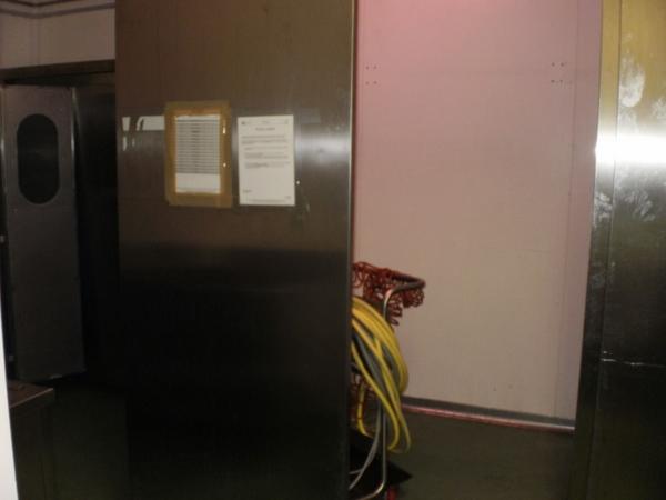 33#1618 Armadio sterilizzatore con tavolo a ribalta in vendita - foto 4