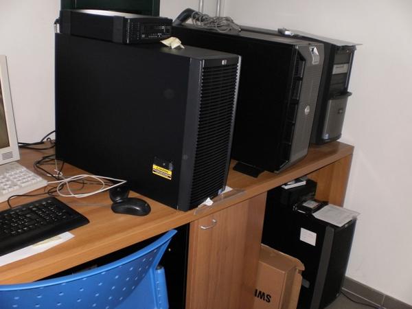 5#1618 Arredi e attrezzature ufficio in vendita - foto 1