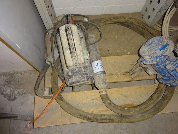 14#1632 Vibratori per calcestruzzo e elettropompe in vendita - foto 1