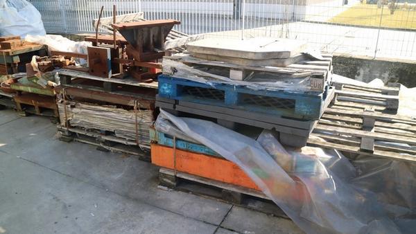 21#17210 Stampi per tranciatura e imbutitura vasche in vendita - foto 14