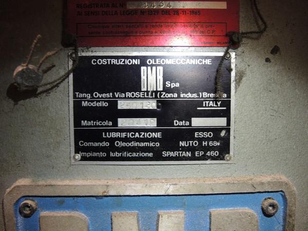 12#1748 Pressa ad iniezione Bmb in vendita - foto 3