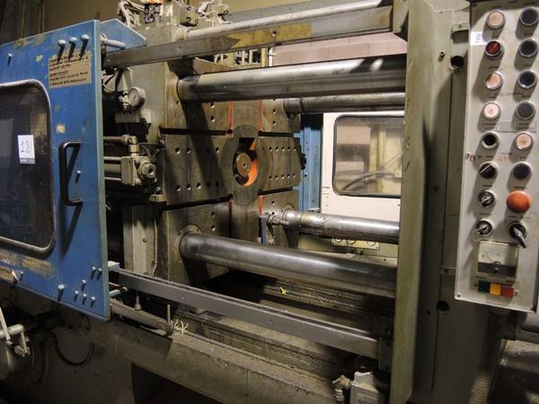 12#1748 Pressa ad iniezione Bmb in vendita - foto 7