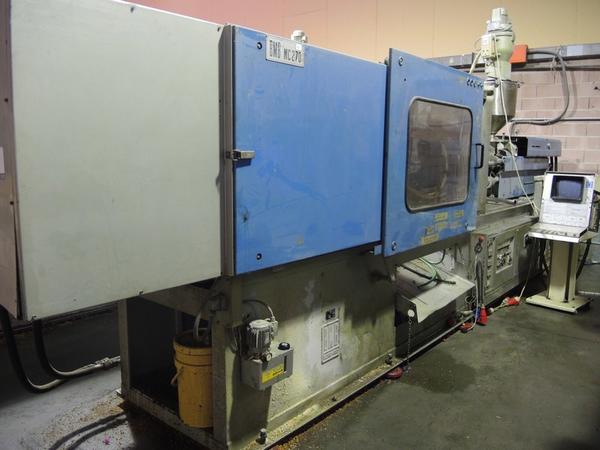 3#1748 Pressa ad iniezione Bmb in vendita - foto 1