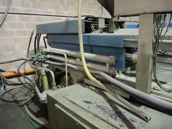 4#1748 Pressa ad iniezione Bmb in vendita - foto 9