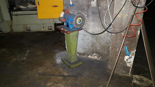 20#1830 Attrezzature di lavoro d'officina in vendita - foto 9