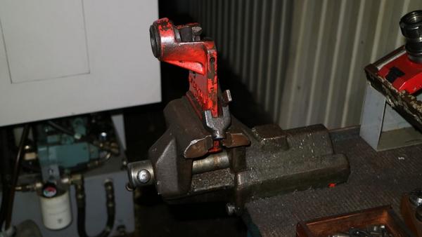 20#1830 Attrezzature di lavoro d'officina in vendita - foto 16