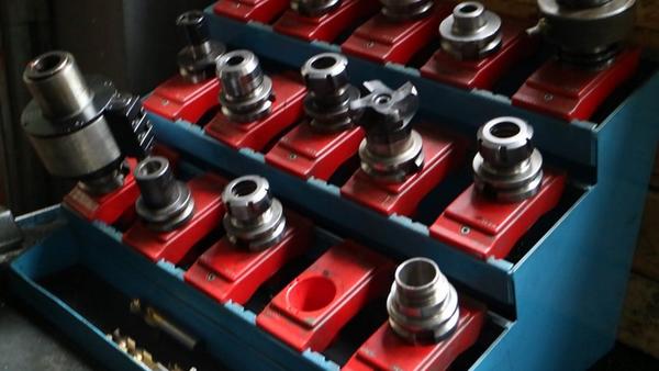 20#1830 Attrezzature di lavoro d'officina in vendita - foto 33