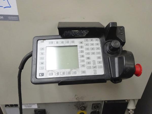 29#1838 Impianto robotizzato di saldatura Abb in vendita - foto 4