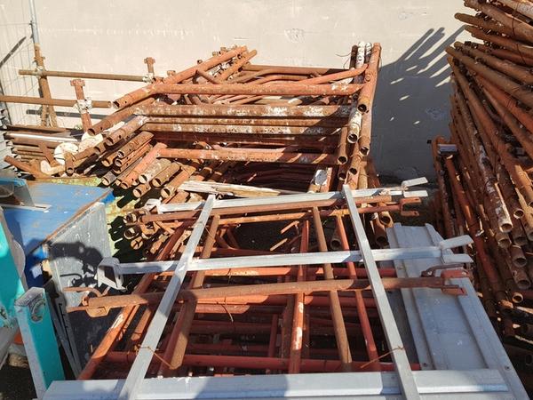 200#1846 Pedane e telai per ponteggio in vendita - foto 9