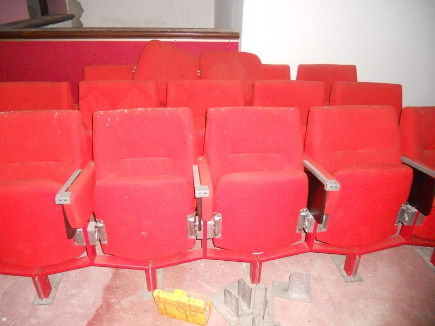 Lot Chairs for cinemas