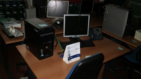 3#1897 Attrezzature ufficio e officina in vendita - foto 9