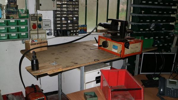 3#1897 Attrezzature ufficio e officina in vendita - foto 61