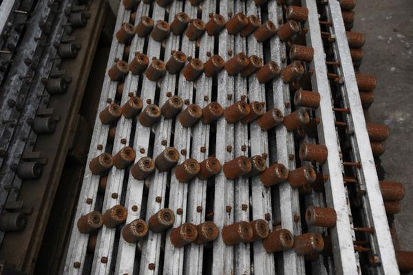 1#1918 Aste per robot utili alla produzione di maniglie e rubinetti in vendita - foto 20