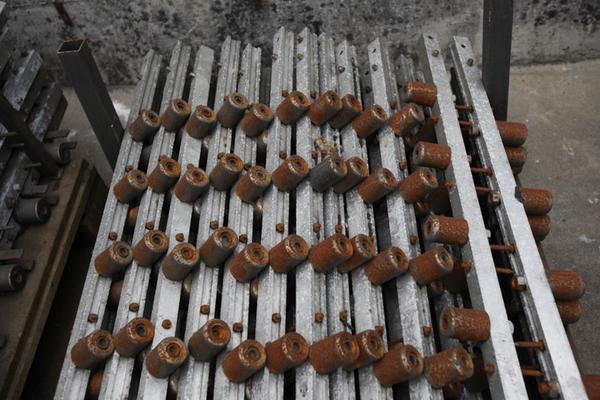 1#1918 Aste per robot utili alla produzione di maniglie e rubinetti in vendita - foto 22