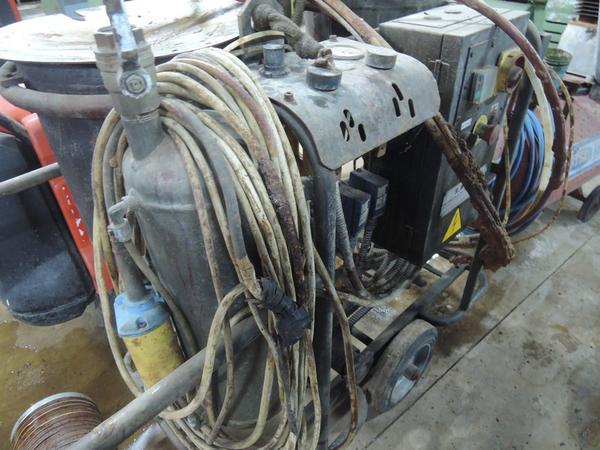 5#1923 Macchina schiumatrice per poliuterano in vendita - foto 3