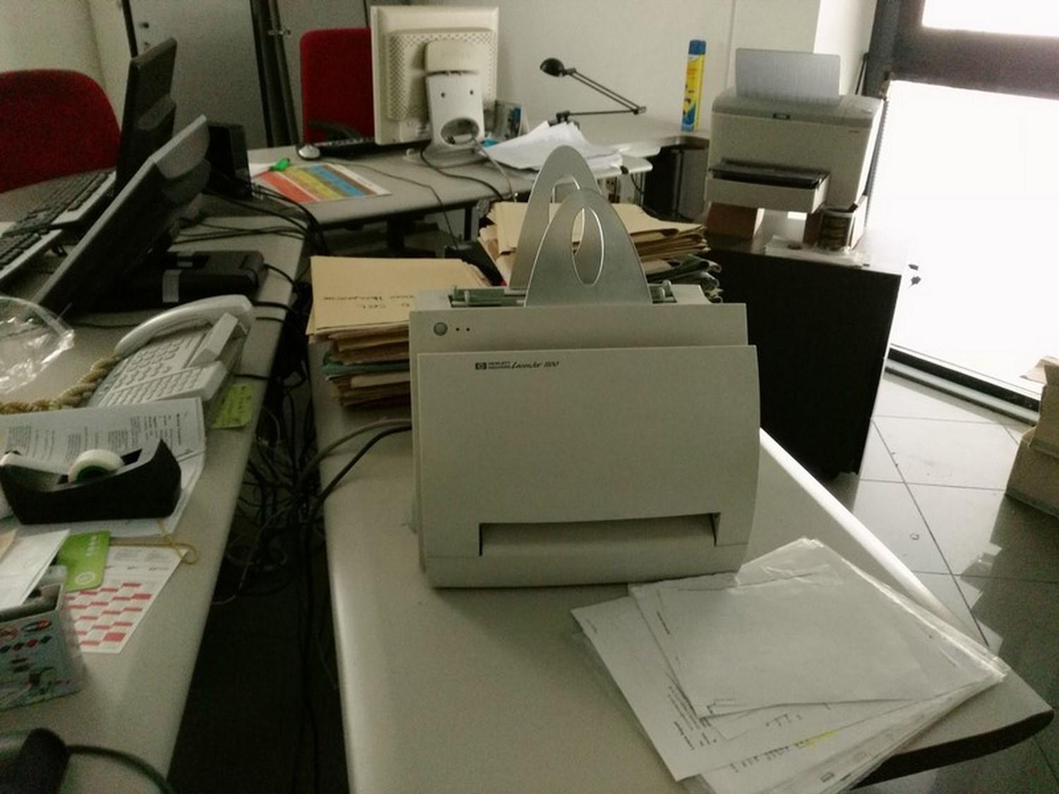 Lot Office electronic equipment