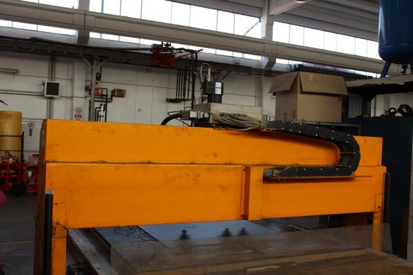 22#1944 Centro di lavoro CNC a 3 assi Belotti FP3-2815 in vendita - foto 13