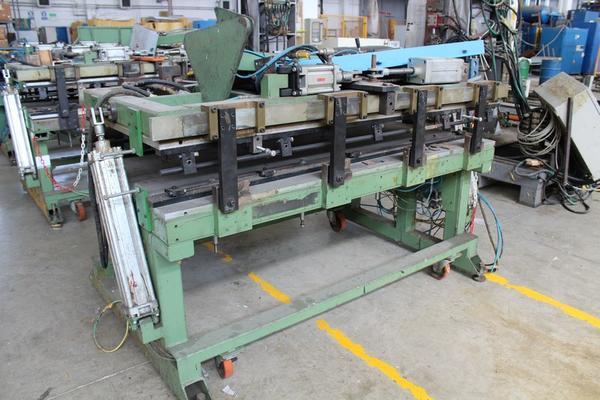 92#1944 Stampo orizzontale in alluminio per iniezione poliuretano hp in vendita - foto 1