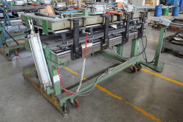 93#1944 Stampo orizzontale in alluminio per iniezione poliuretano hp in vendita - foto 1