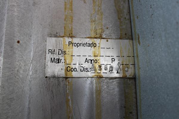 96#1944 Stampo verticale  in alluminio per iniezione poliuretano in vendita - foto 2