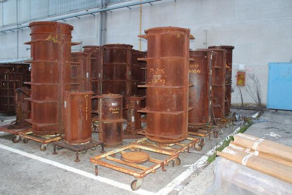 238#19441 Stampi verticali cilindrici in vendita - foto 1