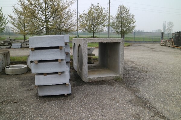 2#1971 Manufatti e prefabbricati in calcestruzzo in vendita - foto 4