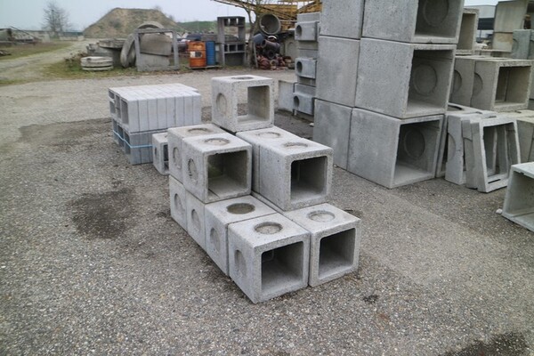 2#1971 Manufatti e prefabbricati in calcestruzzo in vendita - foto 9