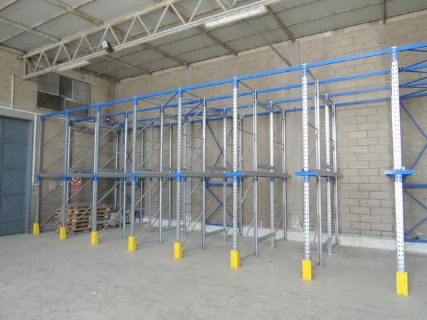 Logistica in vendita