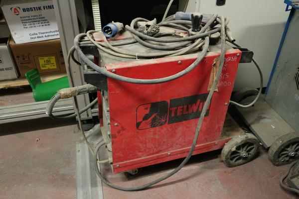9#2002 Gru a bandiera Kito saldatrice Inverter Telwin e altro in vendita - foto 10