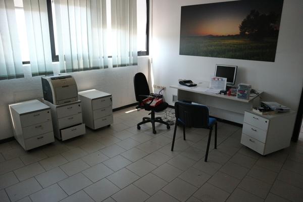 3#20190 Arredi e attrezzature da ufficio in vendita - foto 7