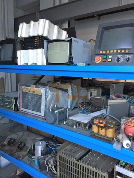 1#2060 Magazzino ricambi per macchine utensili in vendita - foto 2