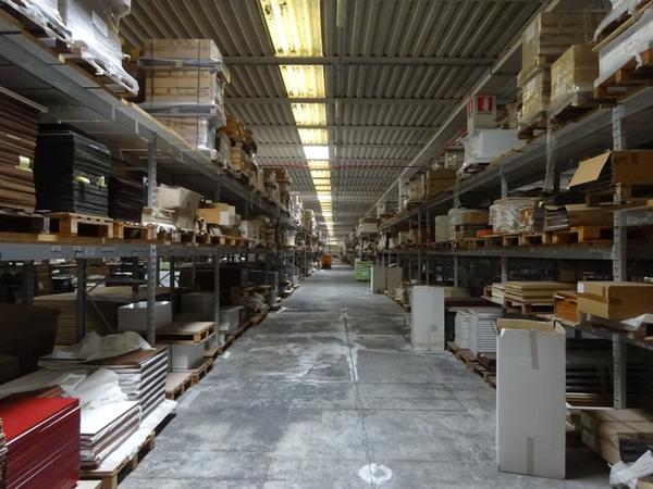 19#2095 Scaffalature e Prodotti Finiti in Legno in vendita - foto 5