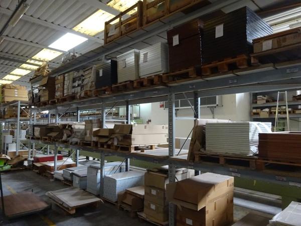 19#2095 Scaffalature e Prodotti Finiti in Legno in vendita - foto 8