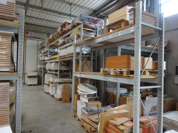 19#2095 Scaffalature e Prodotti Finiti in Legno in vendita - foto 25